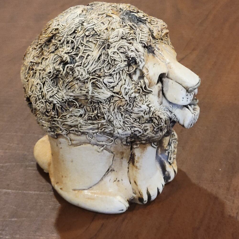 Vintage  Natalie Surving Ceramic Lion Head Sculpture @1979 - Picture 2 of 12